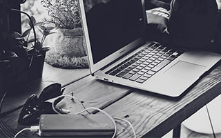 没想到越翻越有东西，关于糖心vlog免费网页版，最容易被忽视的那层信息，恰恰才最值得反复看，关键不是热度，是那种说不清的拉扯感